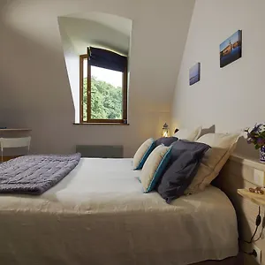 La Grange Du Minuellou Bed & Breakfast